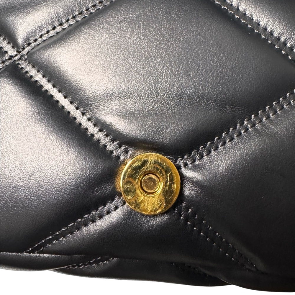Versace La Medusa Black Quilted Calfskin Shoulder Bag - Gold Greca Hardware - Picture 9 of 13